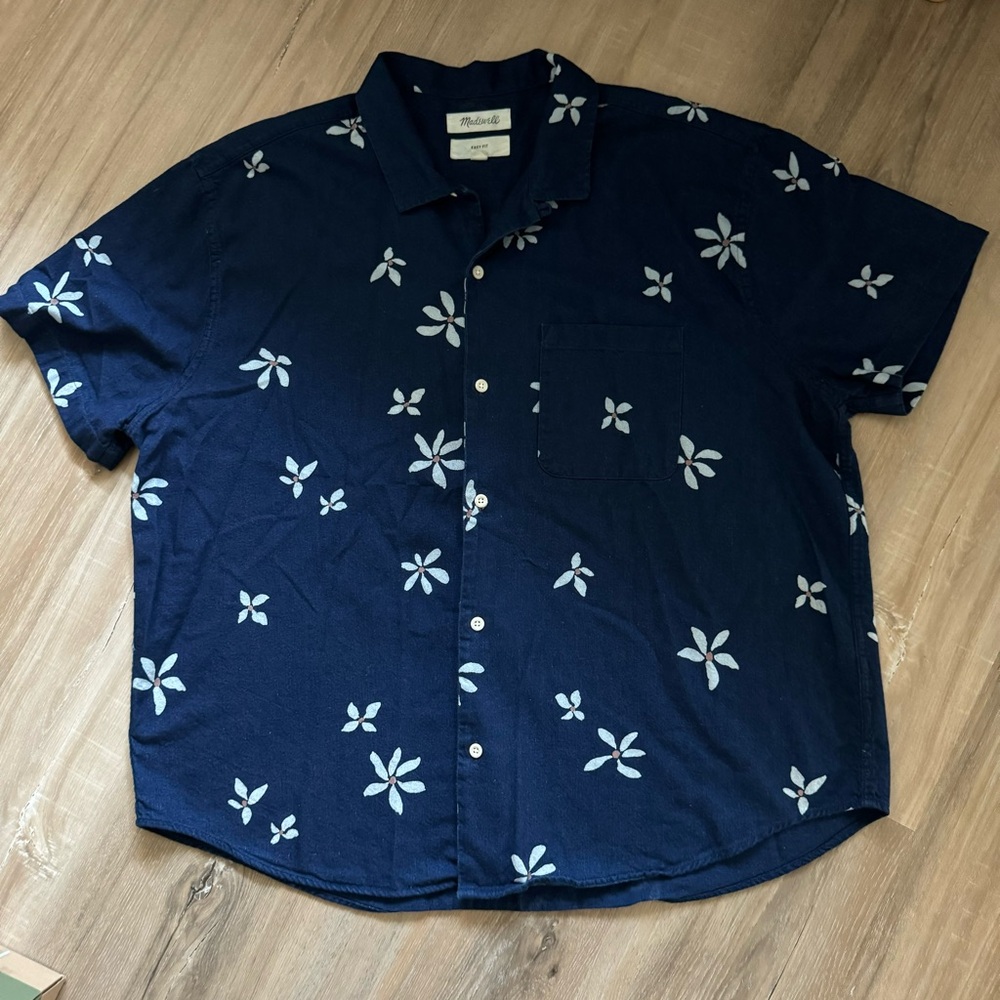 Madewell Navy Blue Floral Casual Button Down Shirt